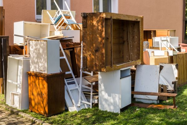 Junk Haul Away Service in Bettendorf