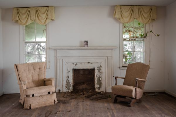 Recliner Removal in Bettendorf