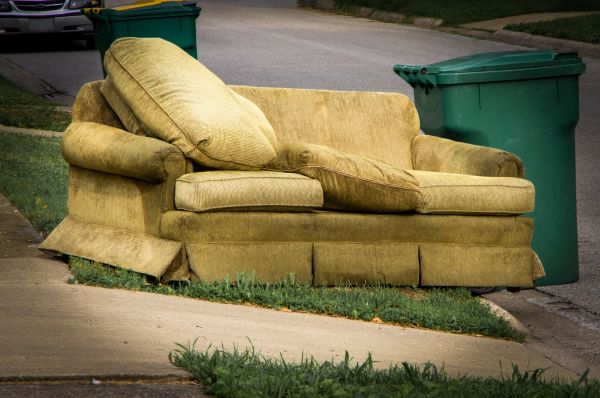 Sofa Removal Service in Bettendorf