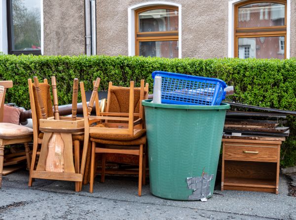 Chair Disposal Service in Bettendorf
