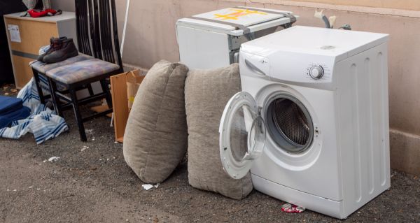 Washer Dryer Disposal in Bettendorf