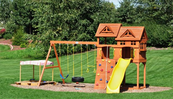 Playset Removal in Bettendorf